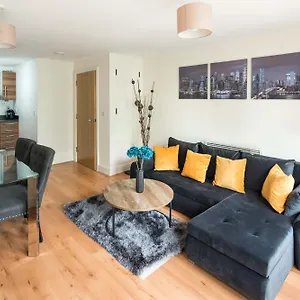  Apartamento Stylish Near Reino Unido